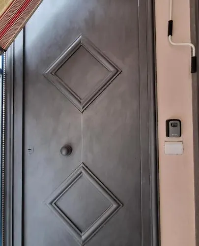 Grazioso -centro Storico Vic Strit Appartement