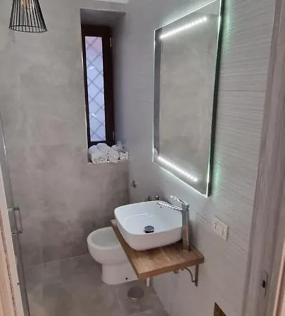 Grazioso -centro Storico Vic Strit Apartment Pozzuoli